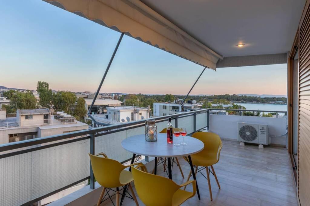 Four Seasons Sea View Apartment Атина Екстериор снимка