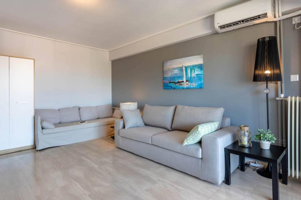 Four Seasons Sea View Apartment Атина Екстериор снимка