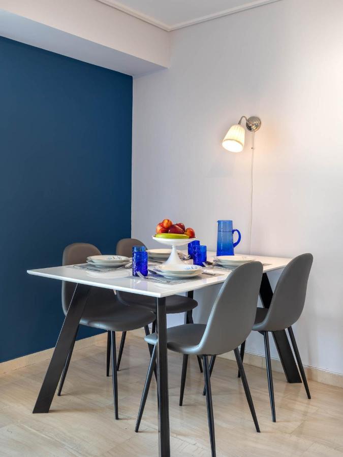 Four Seasons Sea View Apartment Атина Екстериор снимка